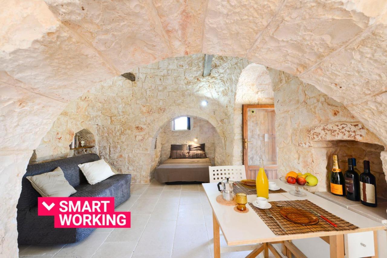 Vila I Trulli Del Ciliegio Con Giardino By Wonderful Italy Ostuni Exteriér fotografie