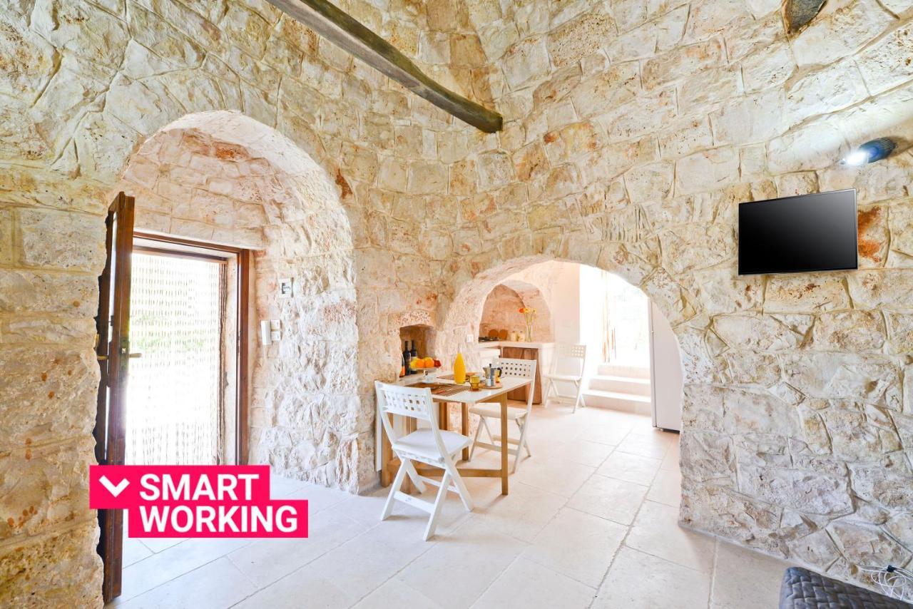 Vila I Trulli Del Ciliegio Con Giardino By Wonderful Italy Ostuni Exteriér fotografie