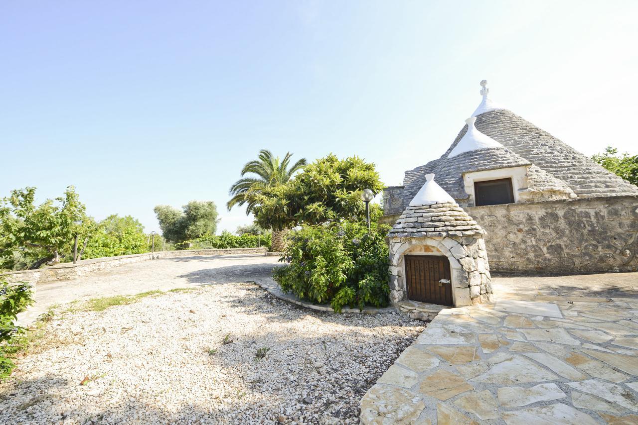 Vila I Trulli Del Ciliegio Con Giardino By Wonderful Italy Ostuni Exteriér fotografie