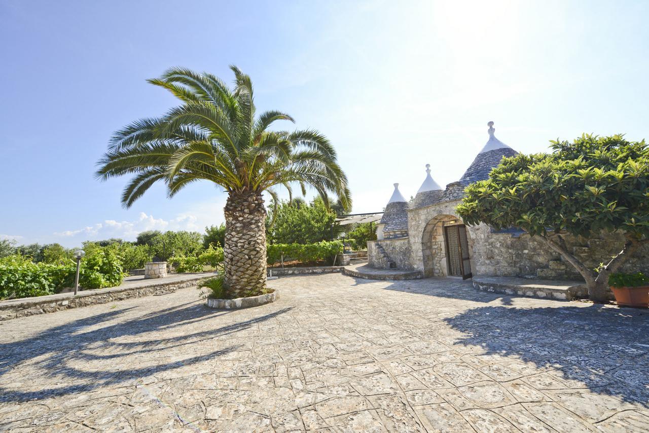Vila I Trulli Del Ciliegio Con Giardino By Wonderful Italy Ostuni Exteriér fotografie