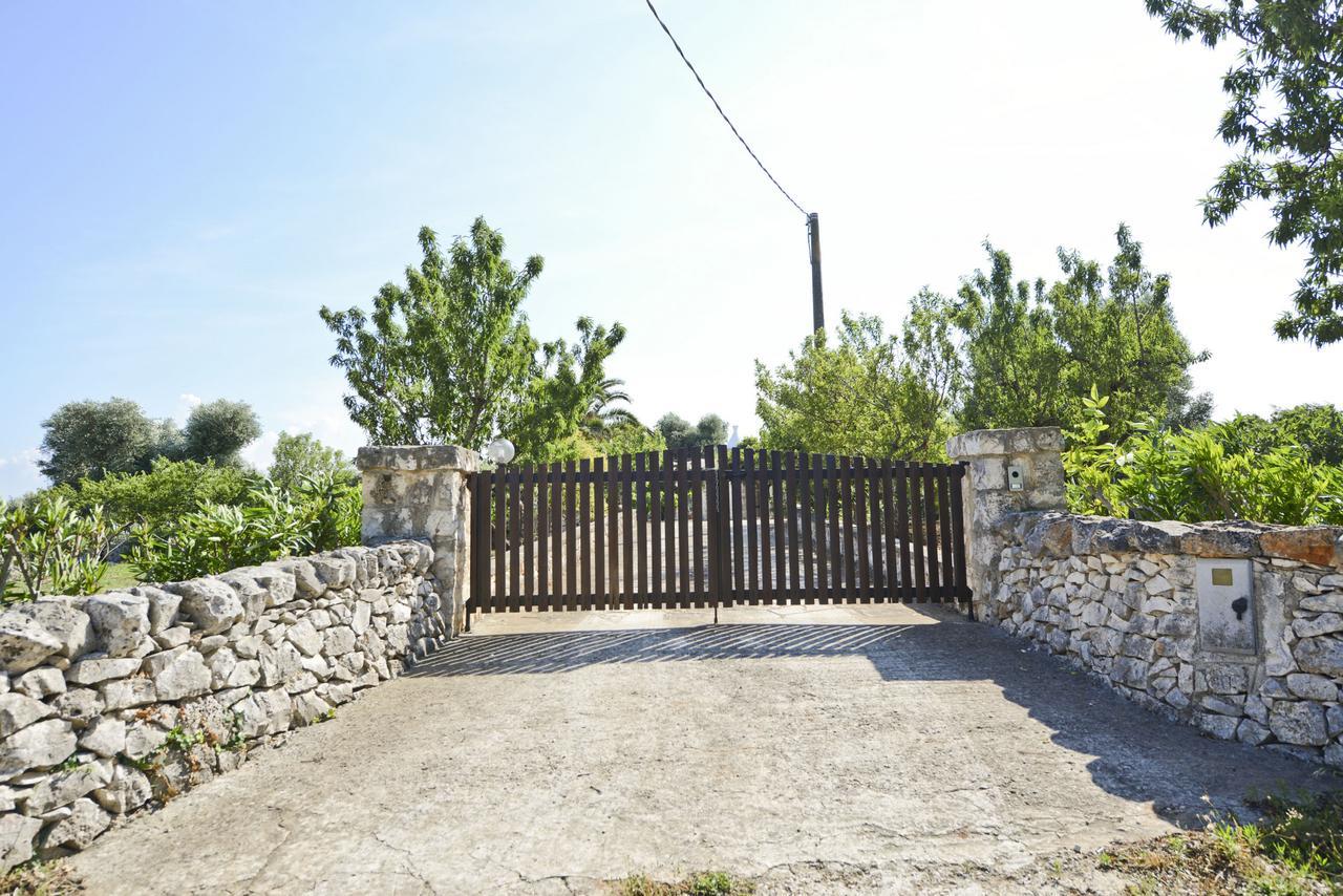 Vila I Trulli Del Ciliegio Con Giardino By Wonderful Italy Ostuni Exteriér fotografie